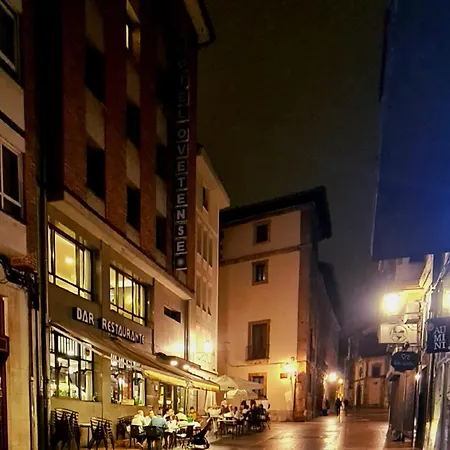 Διαμέρισμα Atico De Diseno En El Centro Οβιέδο