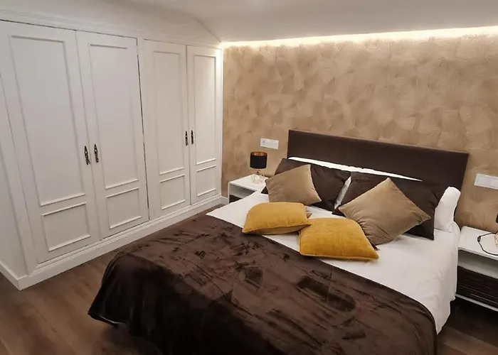 Apartamento ático De Diseño En El Centro *